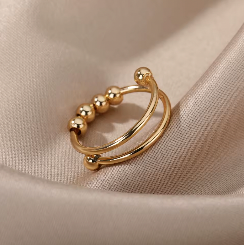 Minimalist Spinner Ring – Elegant Rotating Beads for Tactile Focus