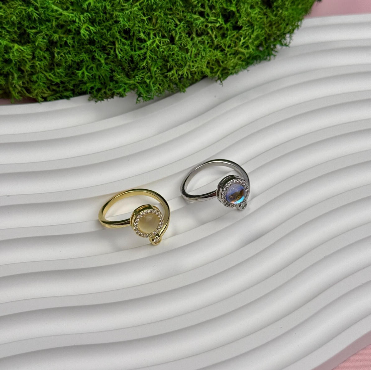 Cat Eye Spin Ring