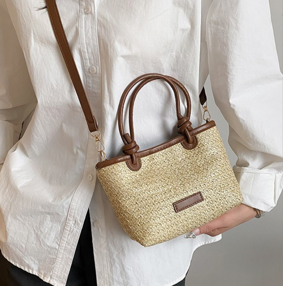 Mini Straw Crossbody