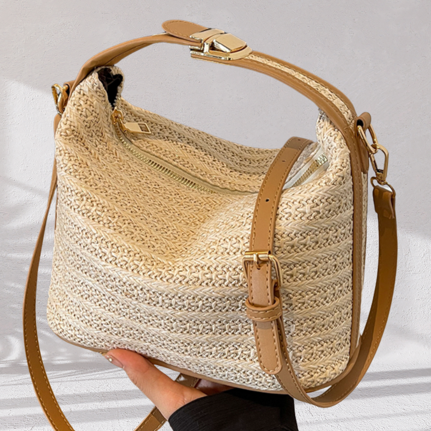 Chic Straw Bucket Bag