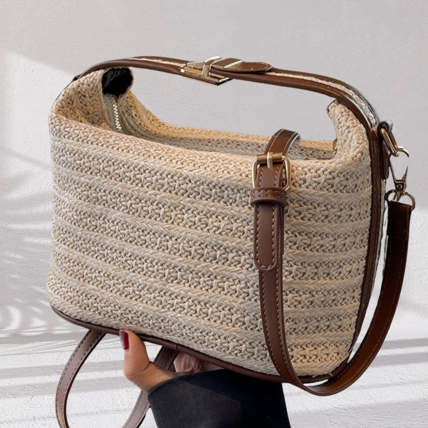 Chic Straw Bucket Bag