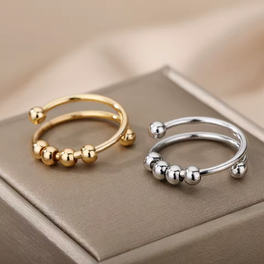 Minimalist Spinner Ring – Elegant Rotating Beads for Tactile Focus